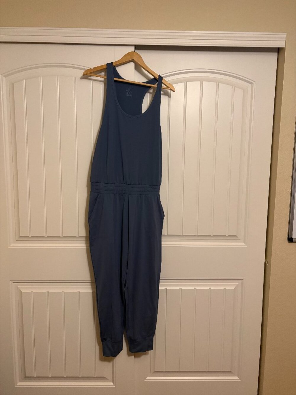 Nike Athletic Jumpsuit Blue Large Sleeveless Polyester Spandex Blend Pull On
